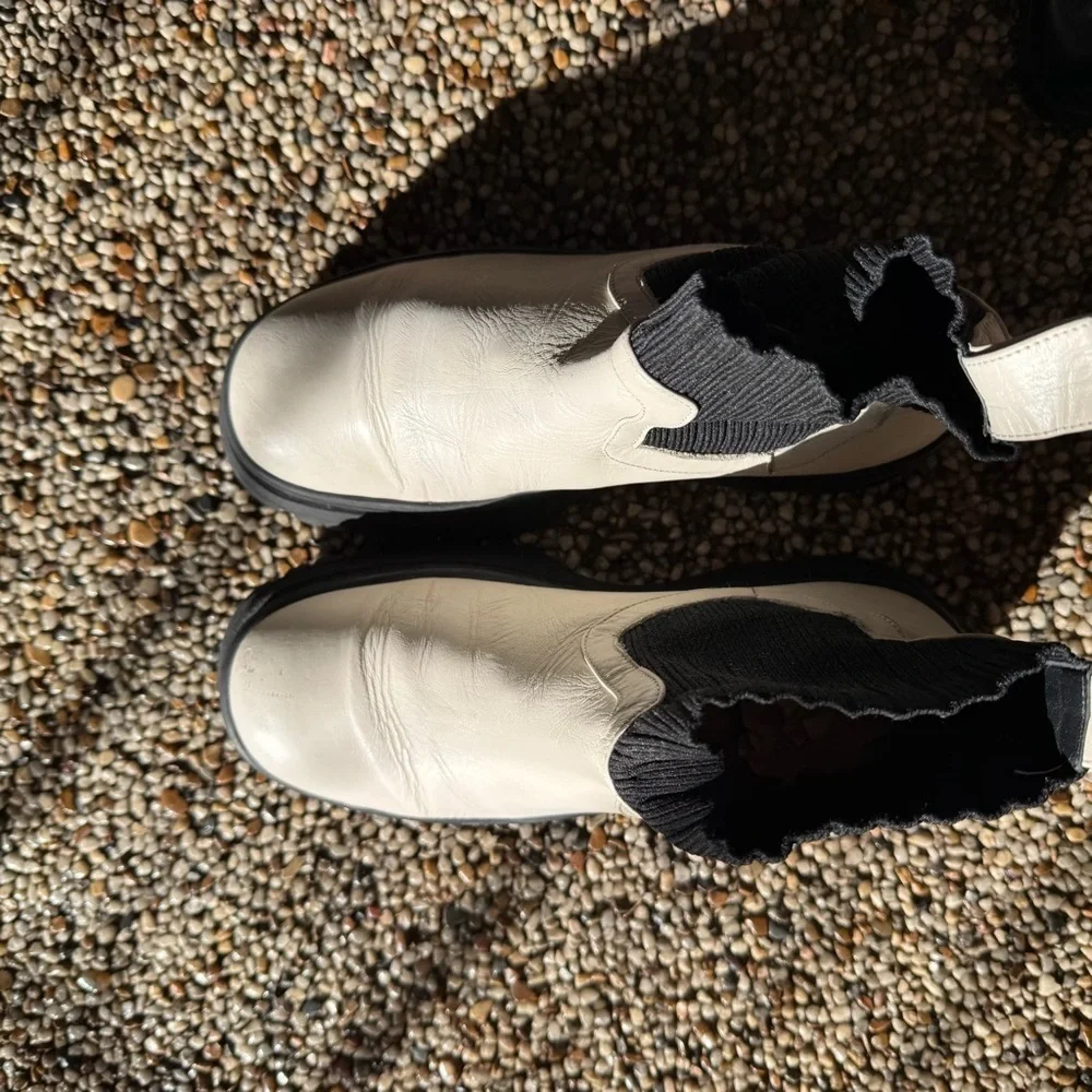 STAUD Bow Lug Sole Sock Ankle Boots CHUNKY LUG SOLE WHITE BLACK 38 ~ 8